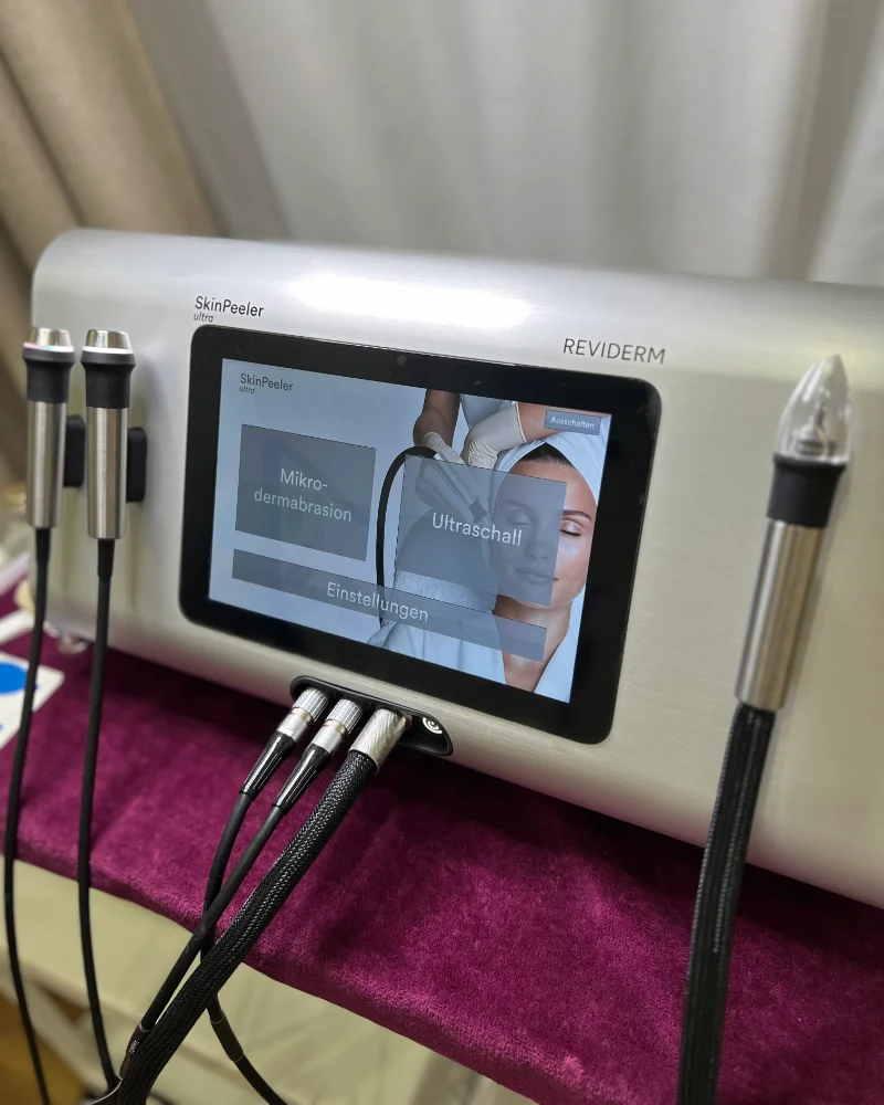 Mikrodermabrasions- und Ultraschallgerät 